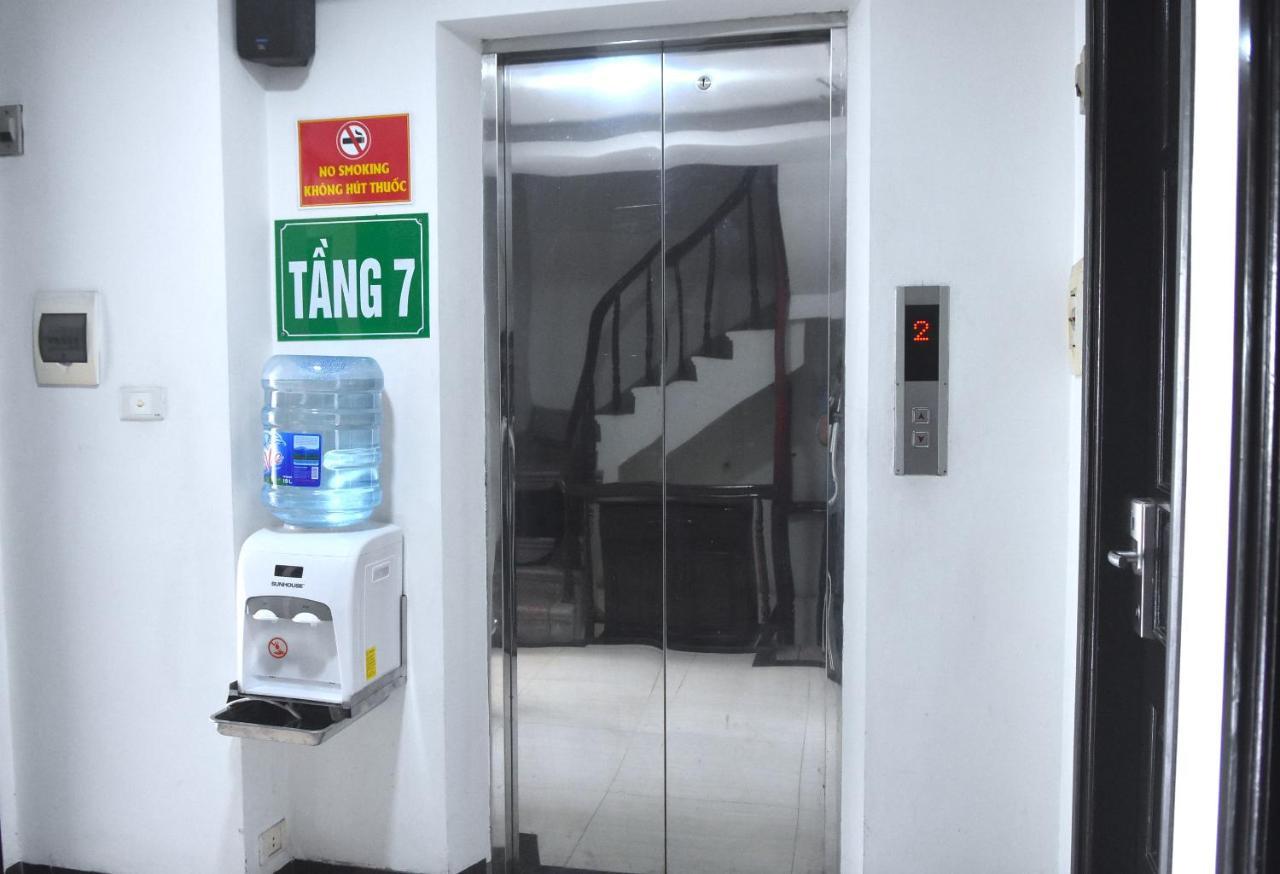 Sao Hotel Nguyen Ngoc Vu Hanoi Buitenkant foto